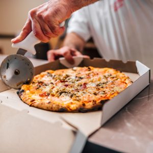 wholesale restaurant pizza supplies including pizza peels, cutters, pizza handles